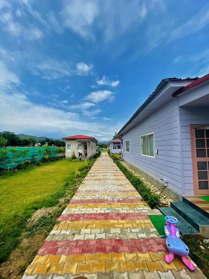 Corbett Veda Inn Rāmnagar Exterior photo
