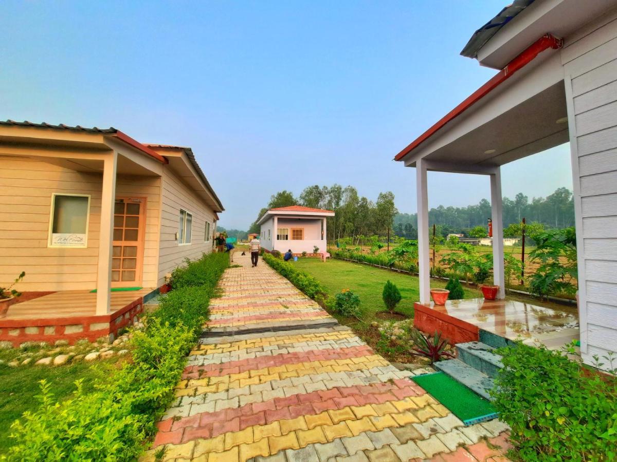 Corbett Veda Inn Rāmnagar Exterior photo